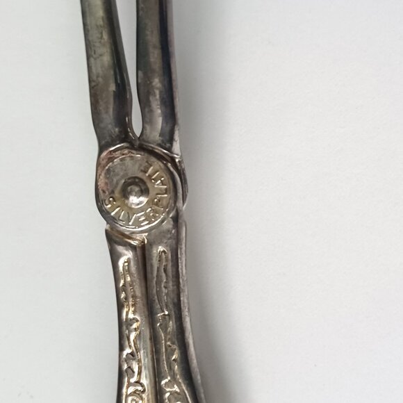 Three Vintage Silver Plated over Zinc Alloy Serving Tongs in Original Box - Picture 5 of 15